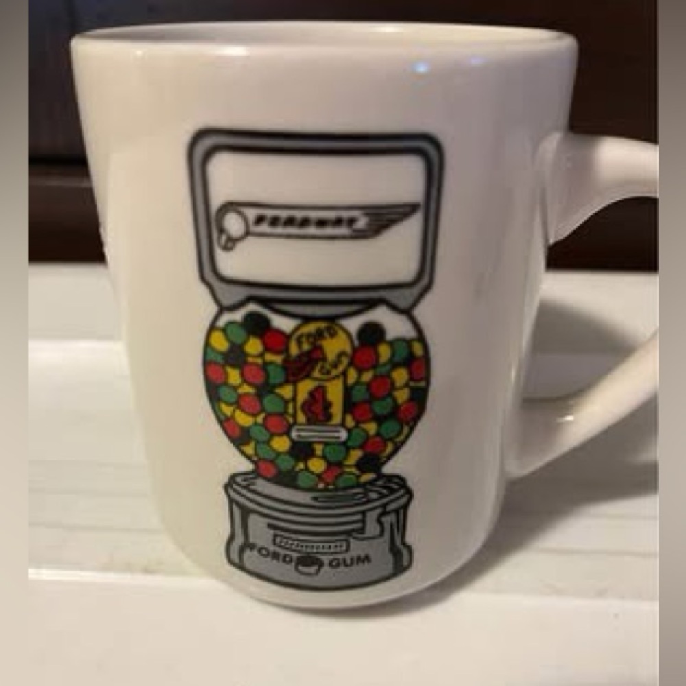 Busy Bee Enterprises Fordway Bubblegum Machine Mug